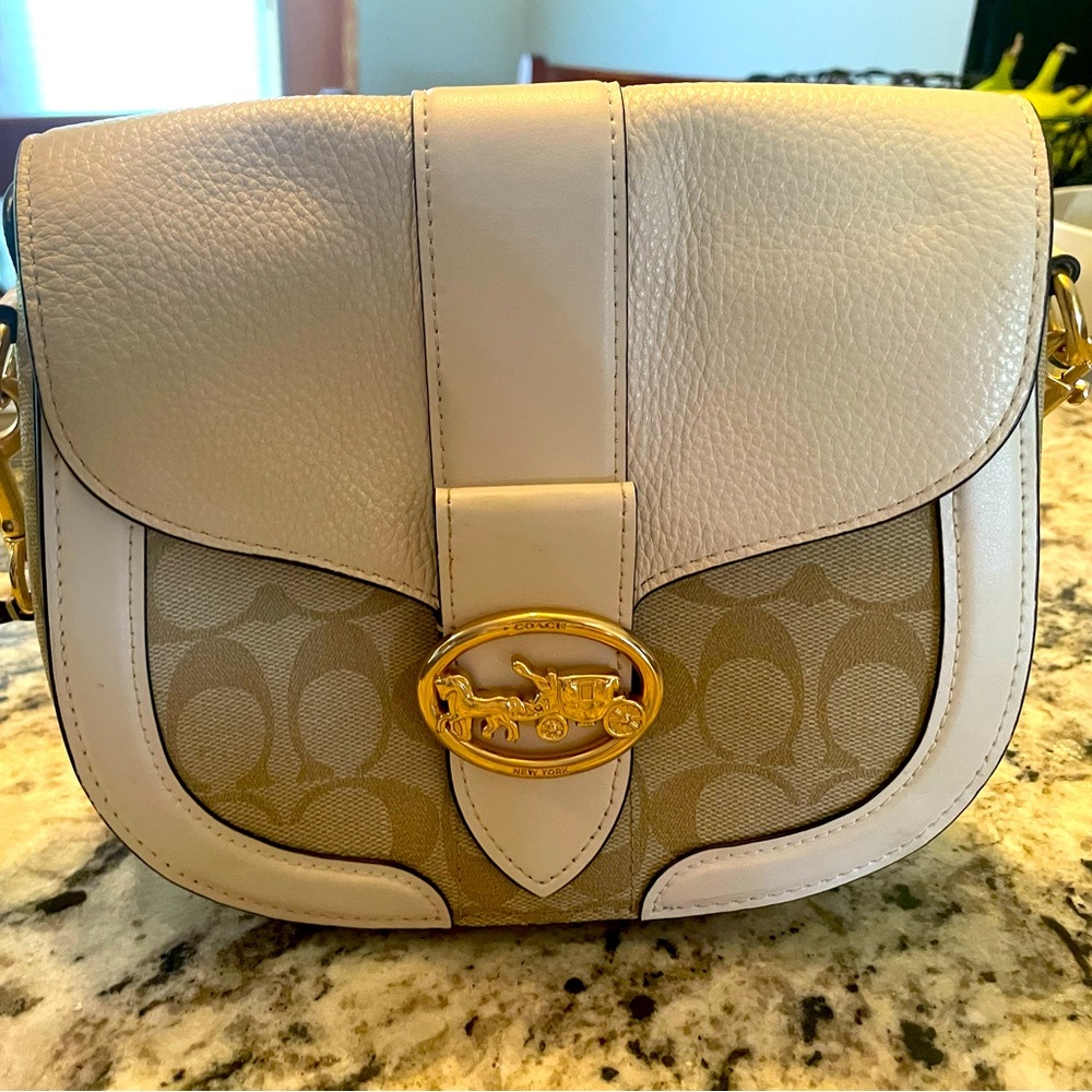 Coach crossbody purse, in like new condition.